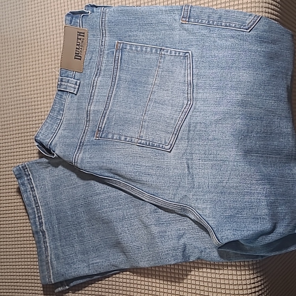 Duluth Trading Co Ballroom Double Flex Mens 42 x 30 Denim blue jeans relaxed fit